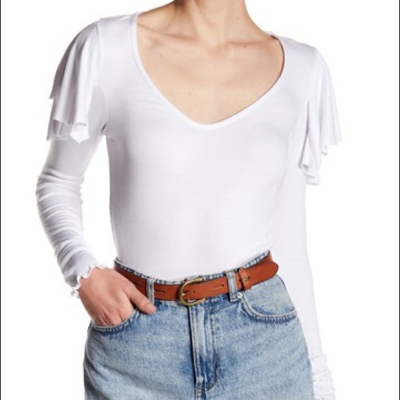 Free People Tops - SOLD - 🔥1hr SALE - Free People Ruffle Edge Trim